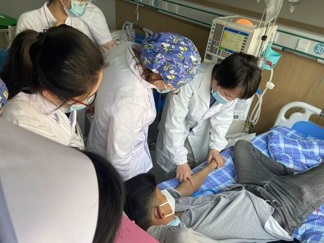 202511b6850f37217c2d5c80d9344830