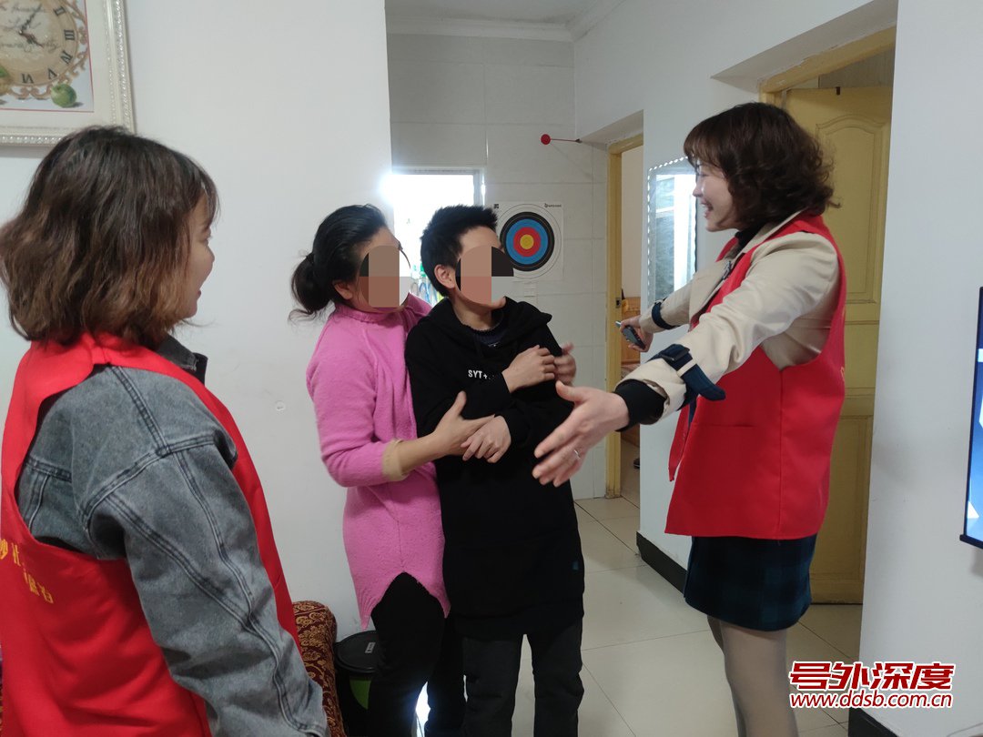 衡阳雁峰区白沙街道白沙社区:关爱未成年人 心理疏导送上门