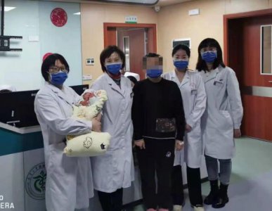 医护人员与时间赛跑  前置胎盘产妇母子平安