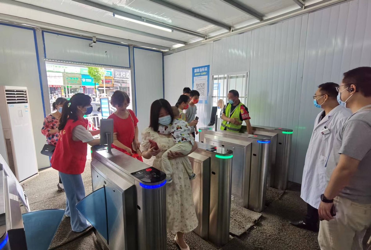 南华医院“衡阳群众”志愿者们在行动